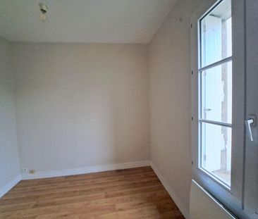 Location Appartement 2 pièces 27m² TOURS 37000 - Photo 2