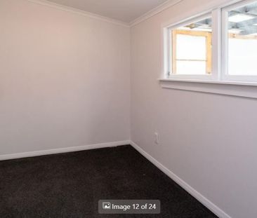 Cute 3 bedroom house with nice garden in Hawera - Photo 3