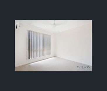 2 bedroom Duplex with Low maintenance yard - Photo 3