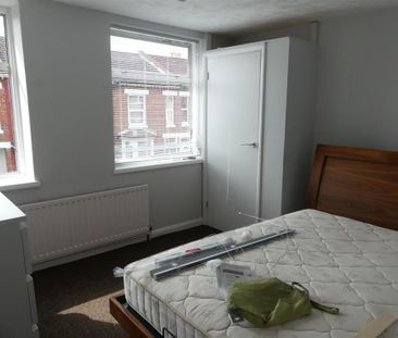 5 bedroom detached house to rent - Photo 4