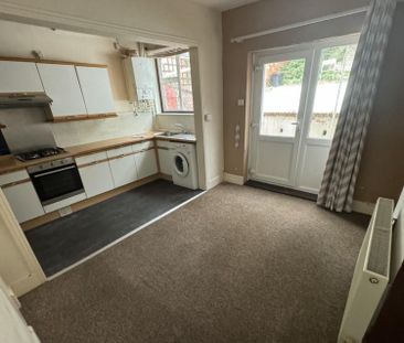 2 bedroom House To Let - Photo 5