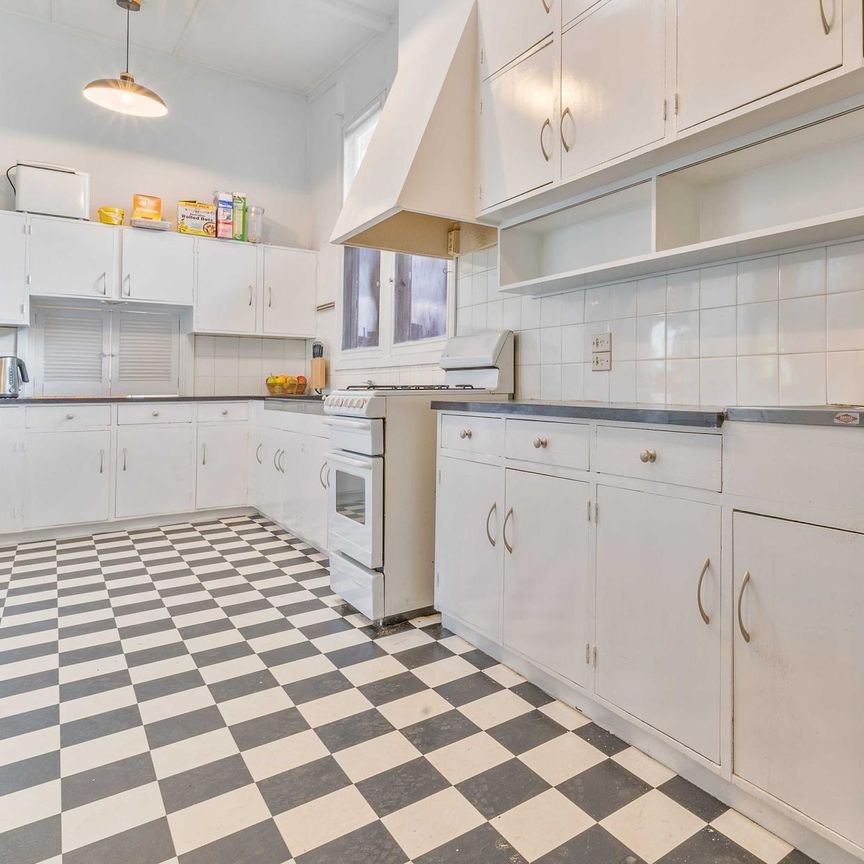 227 Eaglehawk Road - Photo 1