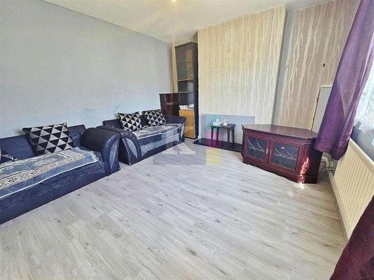 Peartree Avenue, West Drayton, UB7 - Photo 1