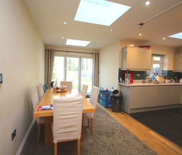 Rooms to Let – Worcester Park (Columbia Avenue, KT4) - Photo 1