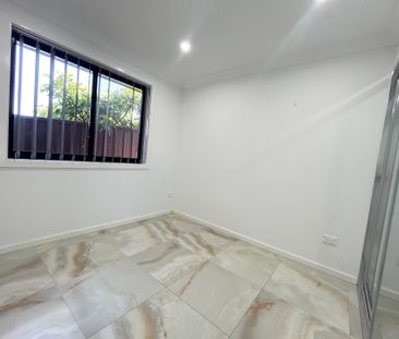 Modern 3 Bedroom Granny Flat - Photo 4