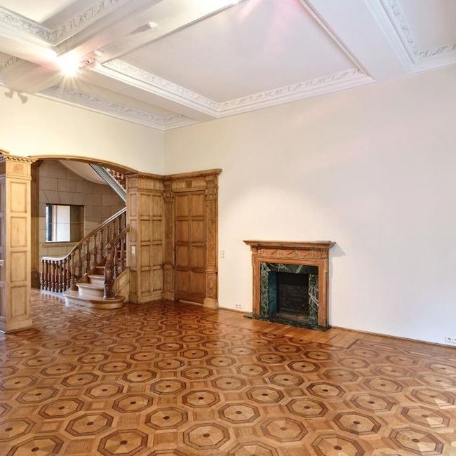 Herenwoning te huur in Elsene voor € 7.000 met 7 slaapkamers - Foto 1