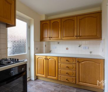 3 bedroom detached house to rent - Photo 3
