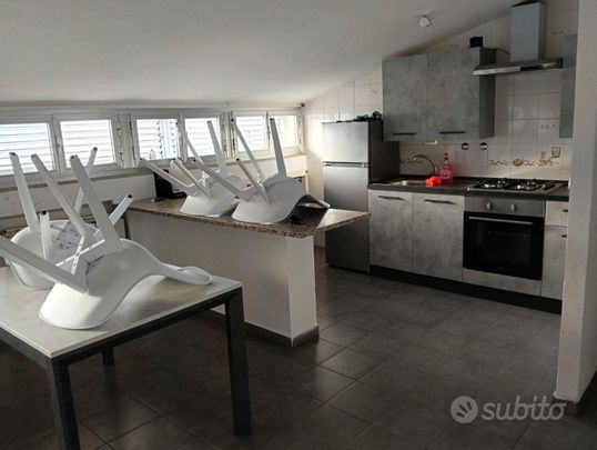 Mansarda 300mt dal mare - Photo 1