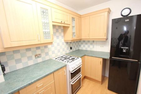 2 bedroom apartment to rent - Photo 5