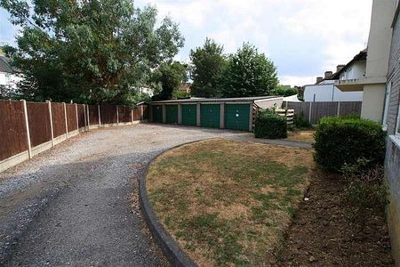 Raldot Court, Elm Road, Leigh On Sea, SS9 - Photo 4