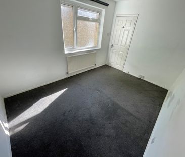2 bedroom Flat - Grove Mead, Hatfield - Photo 5