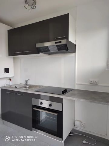 Location Appartement 2 pièces 37m² NARBONNE 11100 - Photo 3