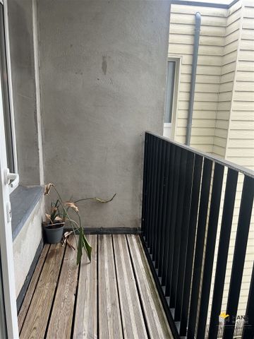 Instapklaar appartement (65 m²) met 2 slaapkamers en zuid-west-georiënteerd terras (3 m²) in Merksem. - Photo 2