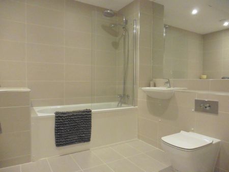 2 bedroom flat to rent - Photo 5