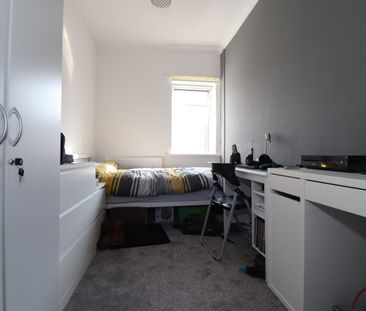 Cathays Terrace, Cathays - Photo 4