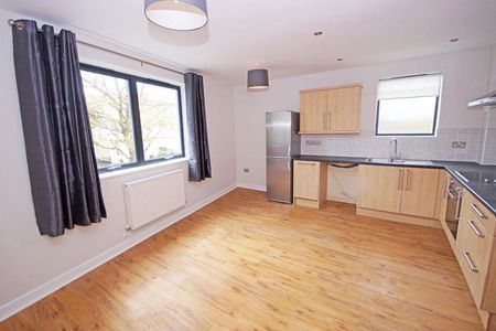 2 bedroom flat to rent - Photo 4