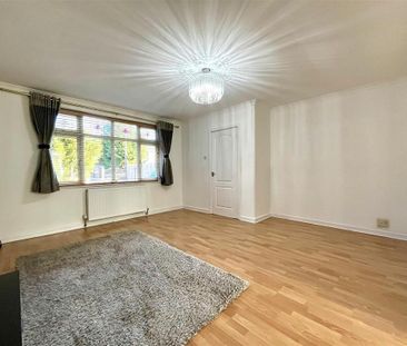 3 bedroom detached house to rent - Photo 5