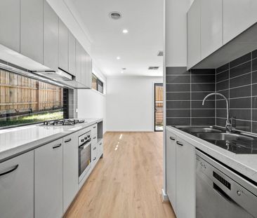 Three Bedroom Delight - Photo 5