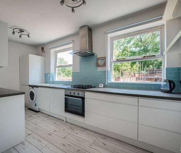 St Michael's Court, Warstone Parade East, Jewellery Quarter, B18 - Photo 1