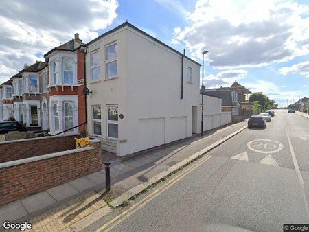 2 Bed End Terrace, Minard Road, SE6 - Photo 4