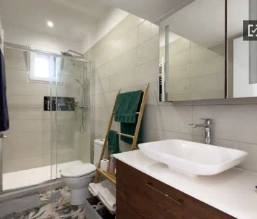 Piso de alquiler en Sants-Badal - Photo 2