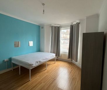 Room in a Shared Flat, Leggat Road, E15 - Photo 2