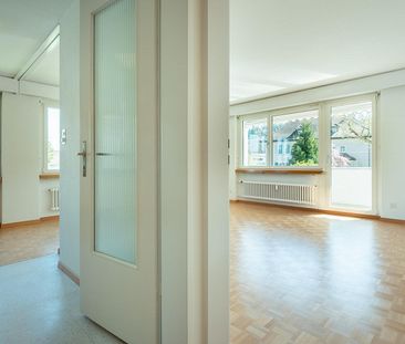 Grosszügige 3.5-Zimmerwohnung mit Seesicht - Photo 2