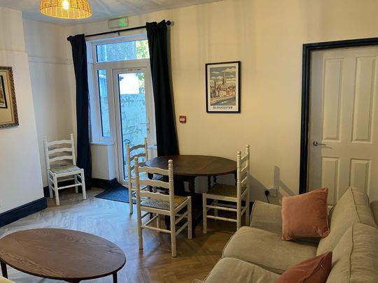 *January let* 5 bedroom house - Photo 1