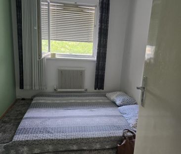 Helle 3-Zimmer Wohnung mit Loggia direkt neben dem Klinikum Kirchdo... - Photo 4