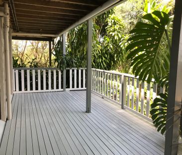 Two bedroom flat in Bangalow - Photo 2