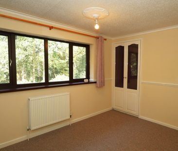 Ebony Grove, Doddington Park, Lincoln, LN6 - Photo 2