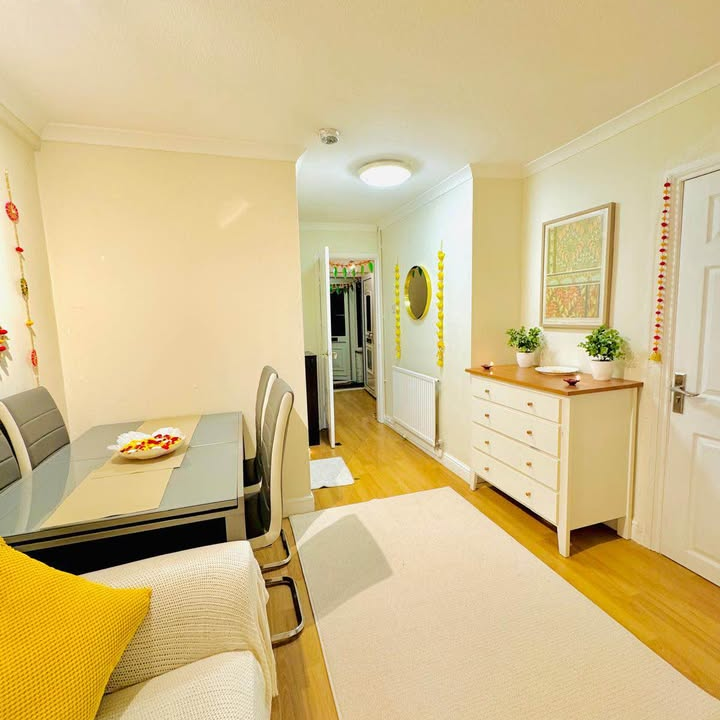 1 bedroom in a house share to rent - Photo 1