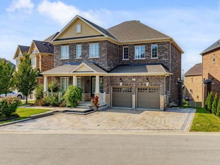 For Lease - 61 Match Point Court, Aurora, Ontario - Photo 3