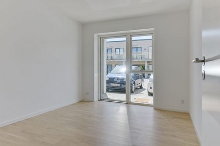 Skøn 3 værelses lejlighed med kort afstand til uddannelsesinstitution og indkøb - Photo 2