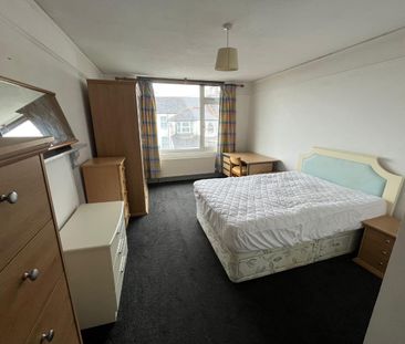 St Judes, Plymouth - Photo 2