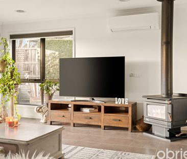 Imagine Spacious Family Living & Entertaining. Can You Picture It? - Photo 3