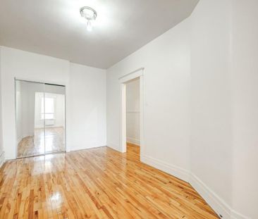 7554 Av. Casgrain, H2R 1Y8, H2R 1Y8, Montréal - Photo 4