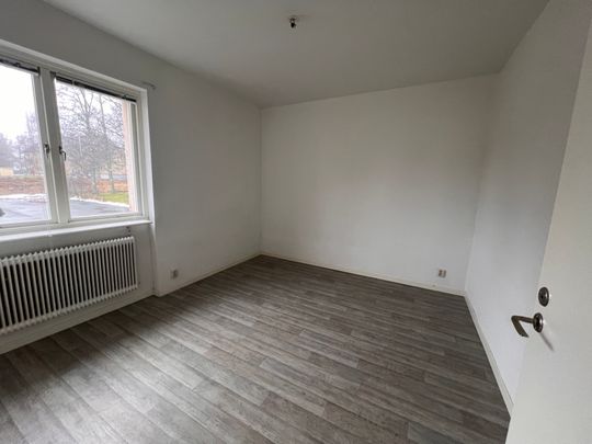 Parallellgatan, Sävsjö - Photo 1