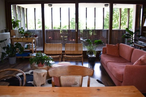 Duplexappartement met aangename overdekt ruim terras - Photo 1