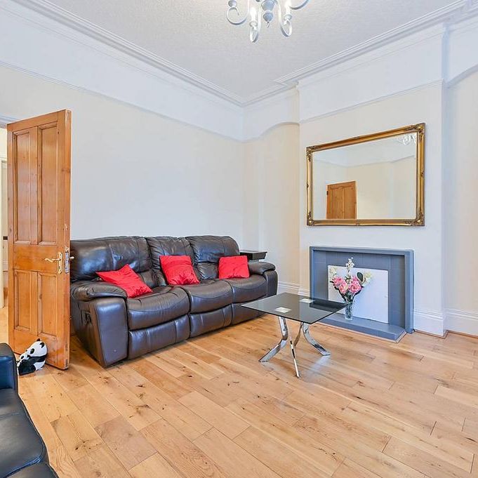 4 bedroom house to rent - Photo 1