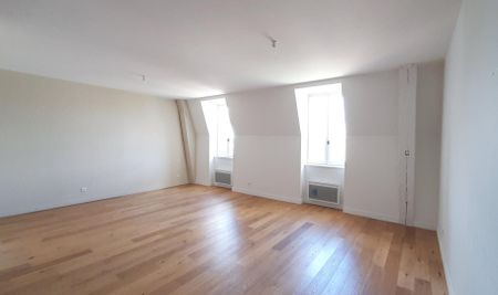 location Appartement F3 DE 80.08m² À POITIERS - Photo 2