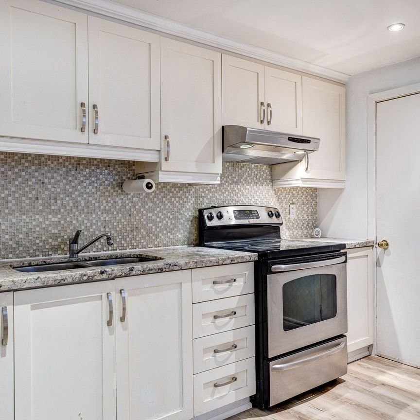 For Lease - 2 Chancery Lane, Toronto, Ontario - Photo 1