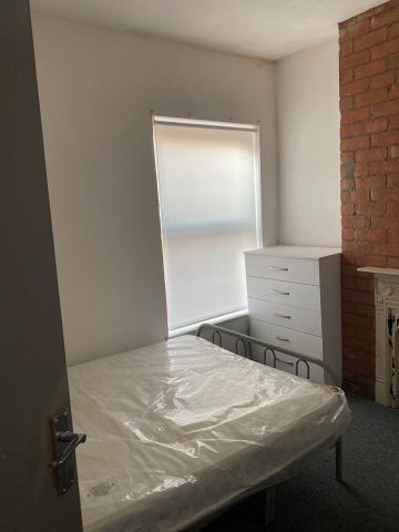 Room in a Shared House, City Road, B17 - Photo 5