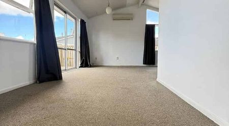 Warm Home & Move In Ready - Photo 3