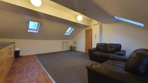 1 bedroom flat to rent - Photo 1