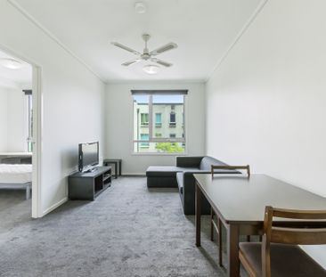 ONE BEDROOM FURNISHED APARTMENT - Photo 1