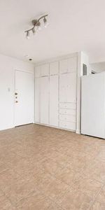 1 CH - 1 SDB - Montréal - $1,050 /mo - Photo 3