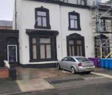 Huntly Road Room 3 - Photo 1