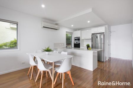 3/6 Carmody Road, St Lucia, QLD 4067 - Photo 4