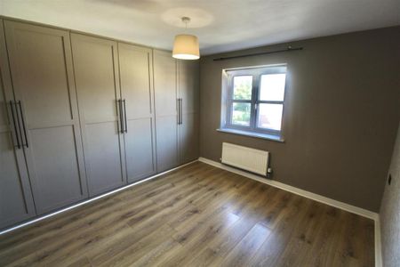 2 bedroom semi-detached house to rent - Photo 4